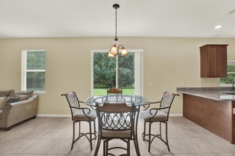 Casa en venta en Wesley Chapel, Florida, 4 dormitorios, 251.77 m2 № 1884999 - foto 13