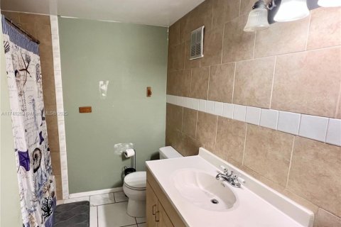 Townhouse in Lauderhill, Florida 3 bedrooms, 145.86 sq.m. № 1865323 - photo 28
