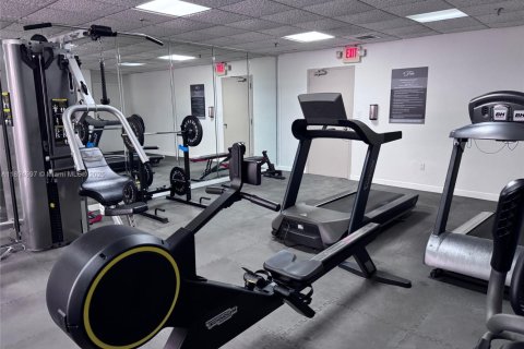 Condominio en alquiler en Miami Beach, Florida, 2 dormitorios, 131.46 m2 № 2012908 - foto 26