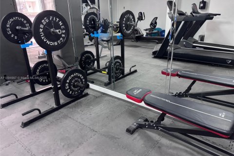 Condominio en alquiler en Miami Beach, Florida, 2 dormitorios, 131.46 m2 № 2012908 - foto 24