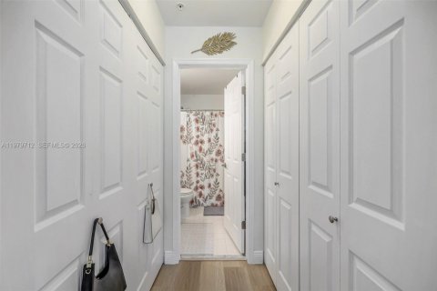 Condominio en venta en Miramar, Florida, 2 dormitorios, 91.32 m2 № 2047319 - foto 23