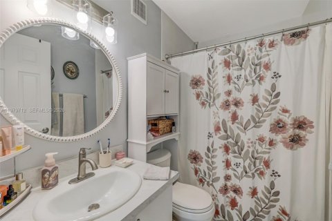 Condominio en venta en Miramar, Florida, 2 dormitorios, 91.32 m2 № 2047319 - foto 24