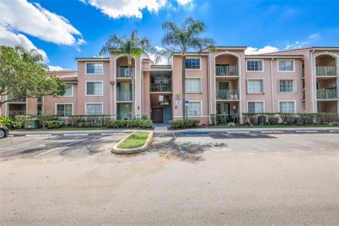 Condominio en venta en Miramar, Florida, 2 dormitorios, 91.32 m2 № 2047319 - foto 6