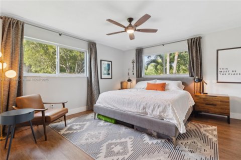 House in Palmetto Bay, Florida 3 bedrooms, 151.71 sq.m. № 1848310 - photo 18