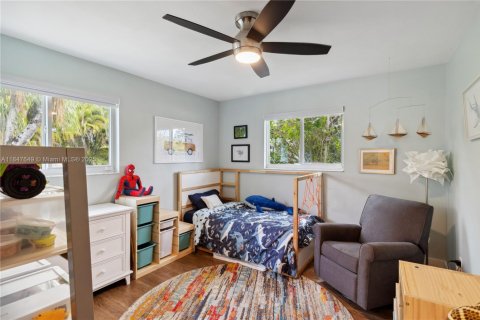 House in Palmetto Bay, Florida 3 bedrooms, 151.71 sq.m. № 1848310 - photo 13