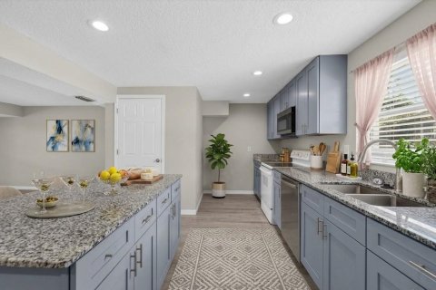 Villa ou maison à vendre à Ruskin, Floride: 11 chambres, 657.19 m2 № 2426950 - photo 6