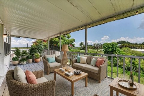 Villa ou maison à vendre à Ruskin, Floride: 11 chambres, 657.19 m2 № 2426950 - photo 20