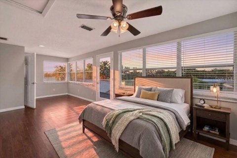 Villa ou maison à vendre à Ruskin, Floride: 11 chambres, 657.19 m2 № 2426950 - photo 16