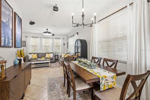 Adosado en venta en Orlando, Florida, 4 dormitorios, 148.18 m2 № 2203766 - foto 11