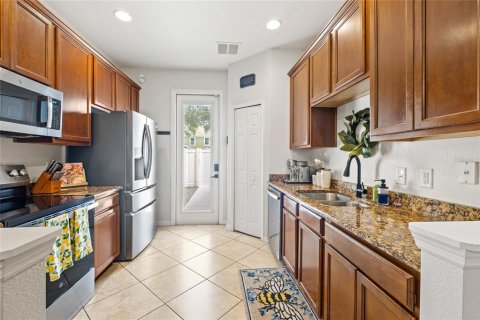 Adosado en venta en Orlando, Florida, 4 dormitorios, 148.18 m2 № 2203766 - foto 8