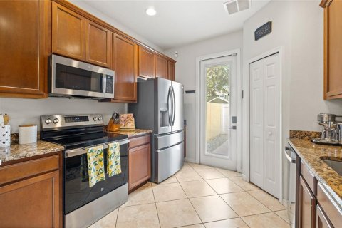 Adosado en venta en Orlando, Florida, 4 dormitorios, 148.18 m2 № 2203766 - foto 9