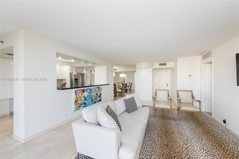 Condominio en venta en Miami, Florida, 2 dormitorios, 135.27 m2 № 2000750 - foto 4