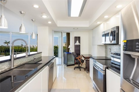 Condominio en venta en Miami, Florida, 2 dormitorios, 135.27 m2 № 2000750 - foto 6