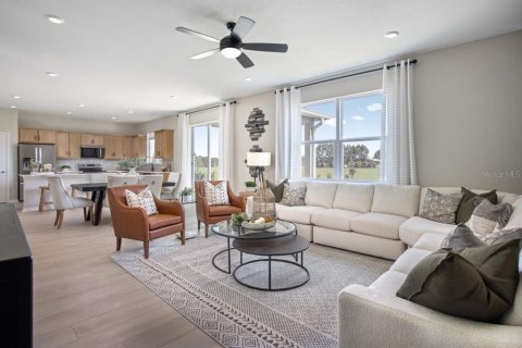 Villa ou maison à vendre à Haines City, Floride: 5 chambres, 238.39 m2 № 2410215 - photo 2