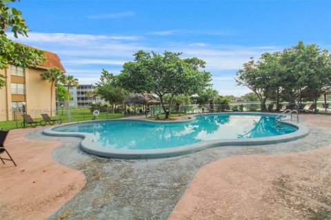 Condominio en venta en Miami, Florida, 2 dormitorios, 111.2 m2 № 1775936 - foto 6