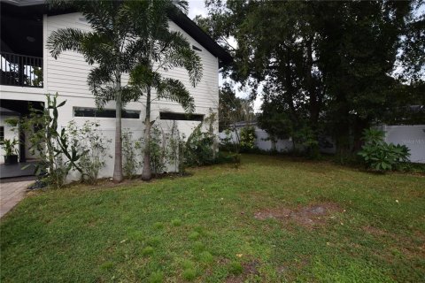 House in Orlando, Florida 3 bedrooms, 191.47 sq.m. № 2237735 - photo 15