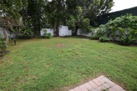 House in Orlando, Florida 3 bedrooms, 191.47 sq.m. № 2237735 - photo 14