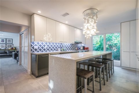 Купить виллу или дом в Майами, Флорида 4 спальни, 377.37м2, № 1957834 - фото 7