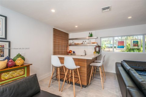 Купить виллу или дом в Майами, Флорида 4 спальни, 377.37м2, № 1957834 - фото 11
