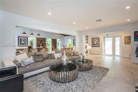 Купить виллу или дом в Майами, Флорида 4 спальни, 377.37м2, № 1957834 - фото 6