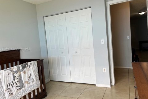 Купить виллу или дом в Хомстед, Флорида 3 спальни, 113.43м2, № 2032618 - фото 6