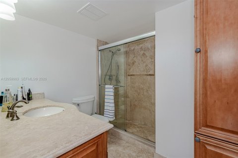 Touwnhouse à louer à Hollywood, Floride: 2 chambres, 135.64 m2 № 2168192 - photo 21
