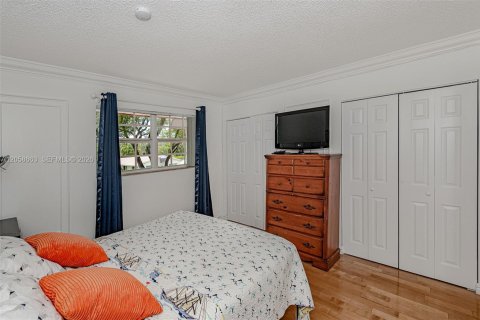 Touwnhouse à louer à Hollywood, Floride: 2 chambres, 135.64 m2 № 2168192 - photo 23