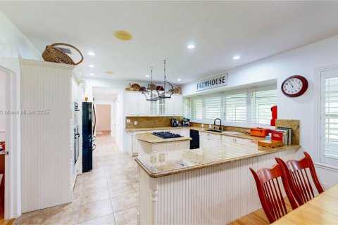 Villa ou maison à vendre à Homestead, Floride: 7 chambres, 306.02 m2 № 1857022 - photo 18