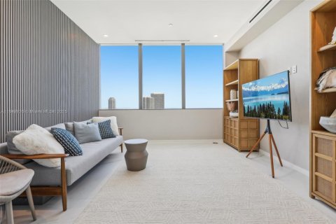 Copropriété à louer à Hallandale Beach, Floride: 3 chambres, 270.62 m2 № 1963143 - photo 19