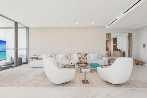 Copropriété à louer à Hallandale Beach, Floride: 3 chambres, 270.62 m2 № 1963143 - photo 5