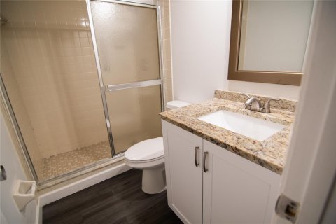 Condo in Pompano Beach, Florida, 3 bedrooms  № 1132671 - photo 1