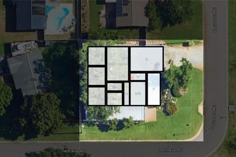 Villa ou maison à vendre à Saint Petersburg, Floride: 4 chambres, 169.45 m2 № 2349473 - photo 2
