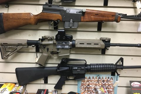 Propiedad comercial en venta en Hialeah, Florida № 1862388 - foto 4