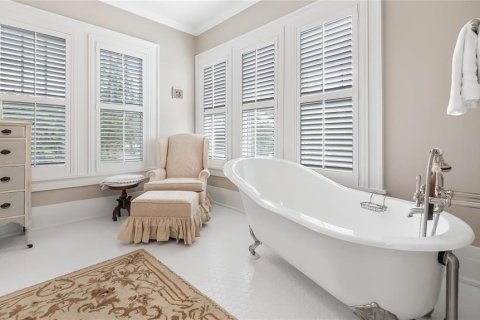 House in Bartow, Florida 4 bedrooms, 486.16 sq.m. № 1666114 - photo 21