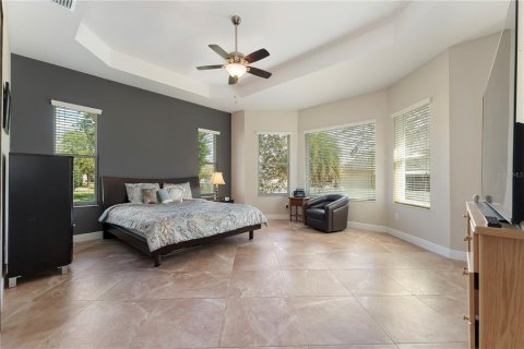 House in Oxford, Florida 3 bedrooms, 218.51 sq.m. № 1824333 - photo 12