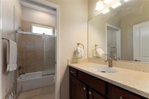 House in Oxford, Florida 3 bedrooms, 218.51 sq.m. № 1824333 - photo 16