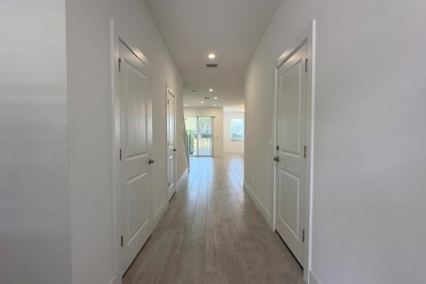 Townhouse in Deerfield Beach, Florida 3 bedrooms, 166.02 sq.m. № 2155082 - photo 2
