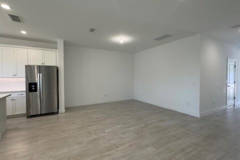 Townhouse in Deerfield Beach, Florida 3 bedrooms, 166.02 sq.m. № 2155082 - photo 7