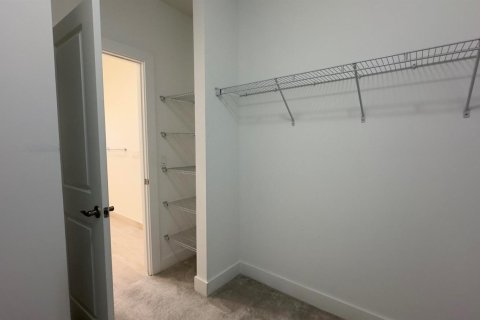 Townhouse in Deerfield Beach, Florida 3 bedrooms, 166.02 sq.m. № 2155082 - photo 16