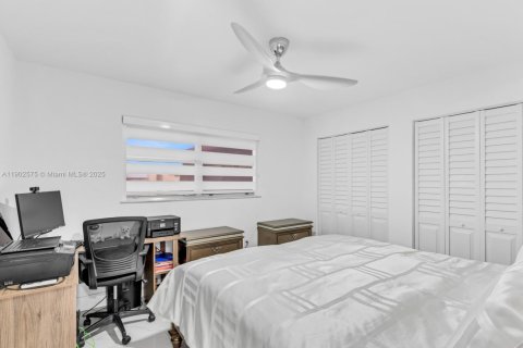 Copropriété à vendre à Hialeah, Floride: 2 chambres, 92.72 m2 № 1953994 - photo 23