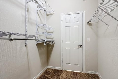 Casa en venta en Kissimmee, Florida, 4 dormitorios, 215.44 m2 № 2138438 - foto 28