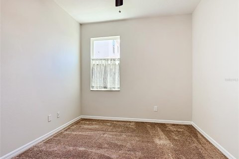 Casa en venta en Kissimmee, Florida, 4 dormitorios, 215.44 m2 № 2138438 - foto 18