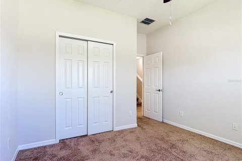 Casa en venta en Kissimmee, Florida, 4 dormitorios, 215.44 m2 № 2138438 - foto 13