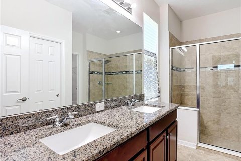 Casa en venta en Kissimmee, Florida, 4 dormitorios, 215.44 m2 № 2138438 - foto 25
