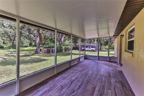 House in Dunnellon, Florida 2 bedrooms, 109.9 sq.m. № 2151340 - photo 17