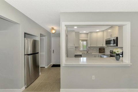Condo in Sarasota, Florida, 1 bedroom  № 1556157 - photo 22