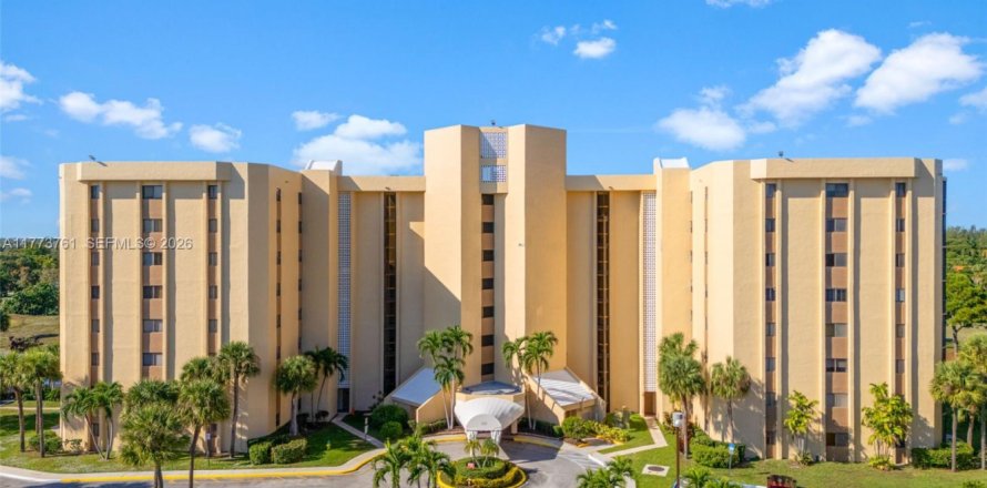 Condo à Lauderhill, Floride, 3 chambres № 2090569