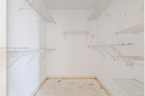 Copropriété à vendre à Lauderhill, Floride: 3 chambres, 183.2 m2 № 2090569 - photo 27