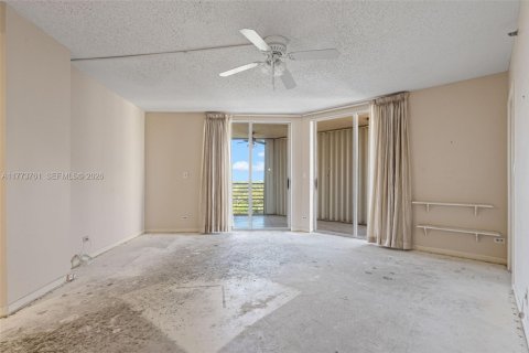 Copropriété à vendre à Lauderhill, Floride: 3 chambres, 183.2 m2 № 2090569 - photo 25