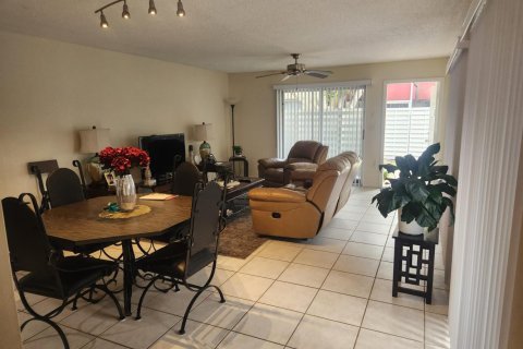Adosado en venta en Plantation, Florida, 3 dormitorios, 151.62 m2 № 2188092 - foto 2